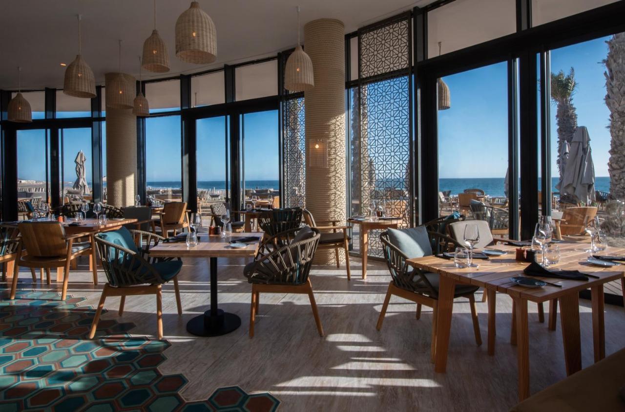 Hyatt Regency Taghazout Exterior foto The restaurant at the hotel