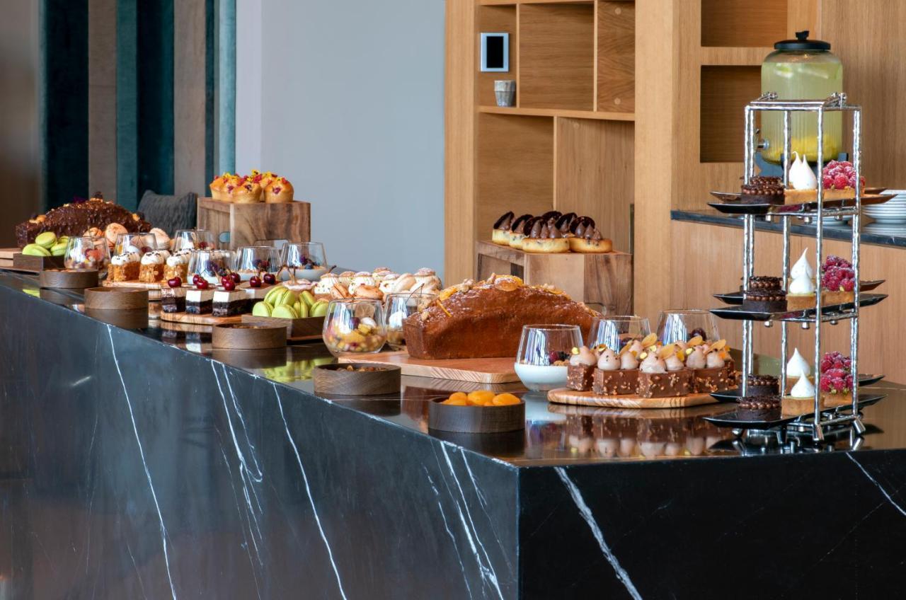 Hyatt Regency Taghazout Exterior foto A dessert buffet
