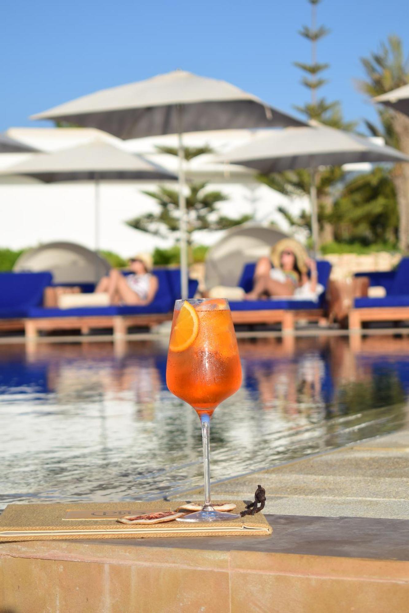 Hyatt Regency Taghazout Exterior foto A glass of Aperol Spritz